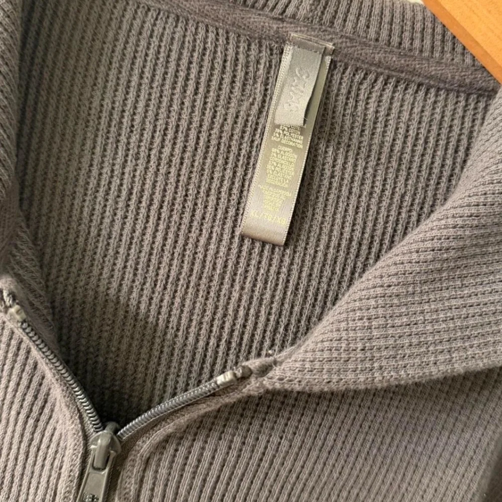 Skims Gray Waffle Cropped Zip Hoodie - Picture 3 of 5